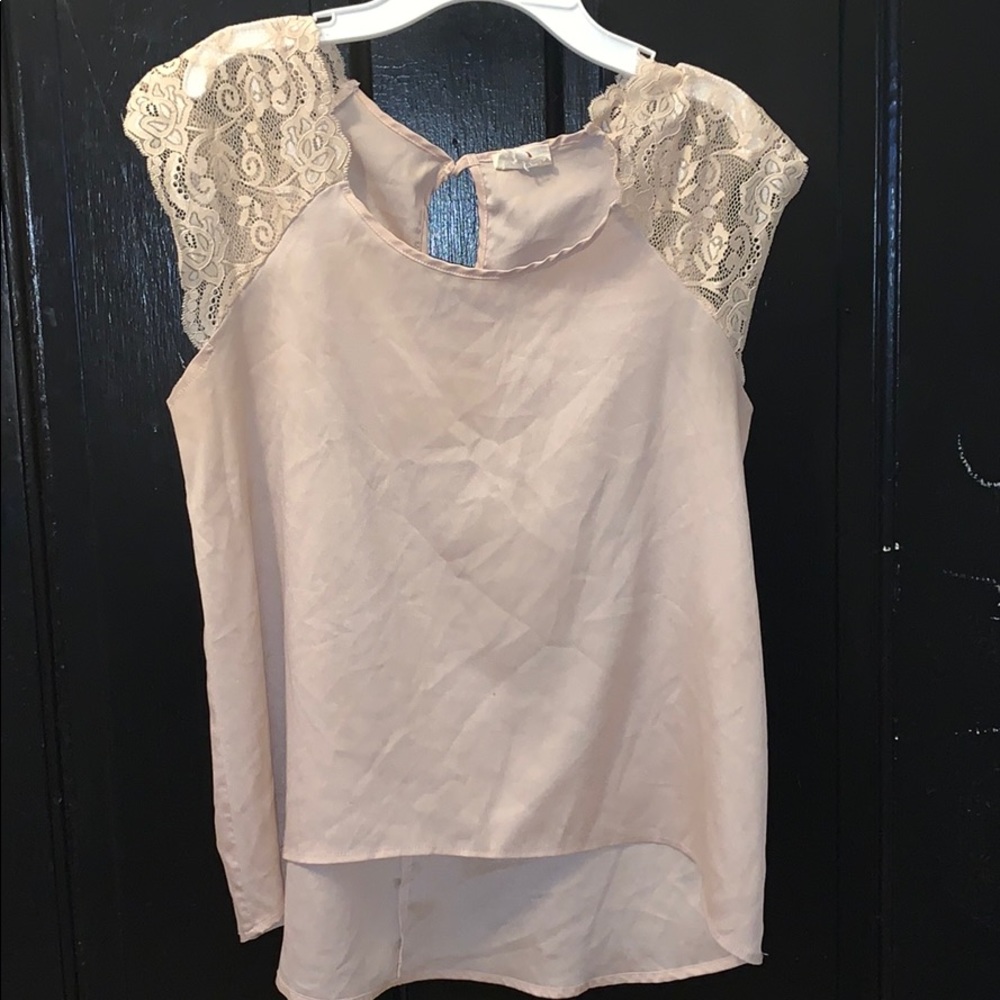 Short sleeve top
